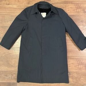 Vintage London Fog Men's Navy Trenchcoat
